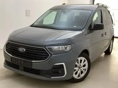 Neu Ford Grand Tourneo Connect Titanium 150 PS (110 kW) 2026 Grau Van / Kleinbus