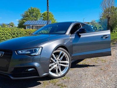 Grau Gebraucht 2015 Audi A5 Sportback Sport Kleinwagen | 16.500 € (Fairer Preis)