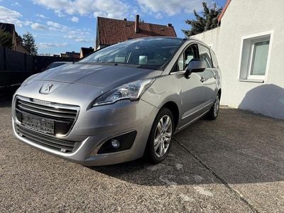 Gebraucht Peugeot 5008 120 PS (88 kW) 2016 Silber SUV