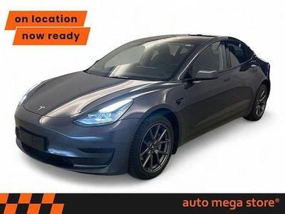 Weiß Gebraucht 2022 Tesla Model 3 RWD Limousine | 24.896 € (Fairer Preis)