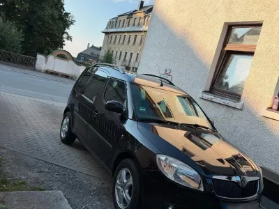 Gebraucht Skoda Roomster 80 PS (58 kW) 2009 Andere farben Van / Kleinbus
