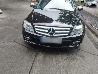 Gebraucht Mercedes C220 170 PS (125 kW) 2008 Schwarz Limousine