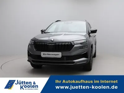 Neu Skoda Karoq SportLine 150 PS (110 kW) 2026 Grau SUV