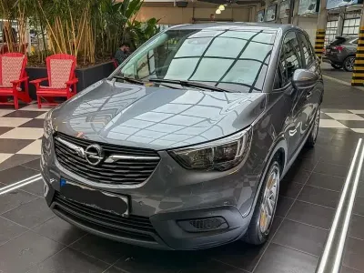 Gebraucht Opel Crossland Edition 110 PS (80 kW) 2018 Grau SUV