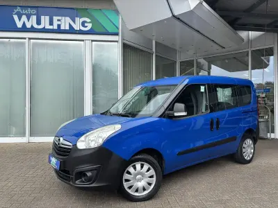 Gebraucht Opel Combo Selection 95 PS (69 kW) 2012 Blau Van / Kleinbus