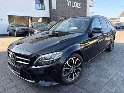 Gebraucht Mercedes C220 Avantgarde 194 PS (142 kW) 2021 Schwarz Kombi