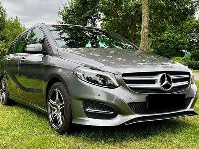 Mercedes B200