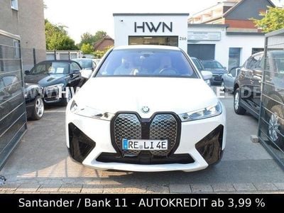 Gebraucht BMW iX Sport Line 239 kW (326 PS) 2022 Mineralweiss metallic SUV
