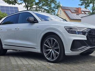 Usata Audi Q8 Ambiente 286 CV (210 kW) 2021 Bianco SUV