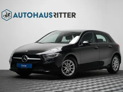 Gebraucht Mercedes A180 136 PS (100 kW) 2022 Schwarz Limousine