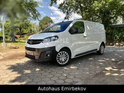 Gebraucht Opel Vivaro-e Combi Edition 177 PS (130 kW) 2021 Weiß Van / Kleinbus