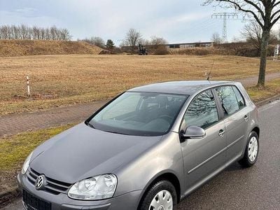 Gebraucht VW Golf V 102 PS (75 kW) 2007 Grau Limousine