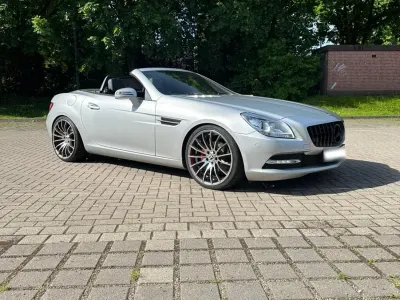 Gebraucht Mercedes SLK200 184 PS (135 kW) 2012 Silber Cabrio