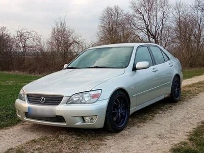 Gebraucht Lexus IS200 150 PS (110 kW) 1999 Silber Limousine