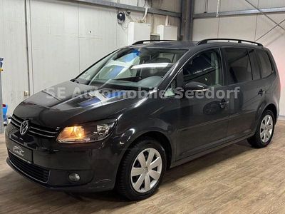 Gebraucht VW Touran Comfortline 105 PS (77 kW) 2014 Grau Van / Kleinbus