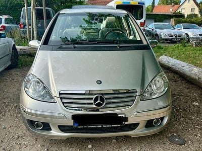 Mercedes 200