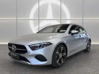Gebraucht Mercedes A200 Advanced Plus 163 PS (119 kW) 2026 Silber Limousine