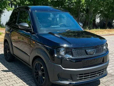 Gebraucht Ligier Myli 11 kW (16 PS) 2025 Schwarz Kleinwagen