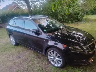 Gebraucht Skoda Octavia Clever 150 PS (110 kW) 2018 Schwarz Kombi