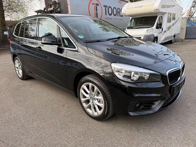 Gebraucht BMW 218 Gran Tourer Advantage 150 PS (110 kW) 2016 Saphirschwarz Van / Kleinbus