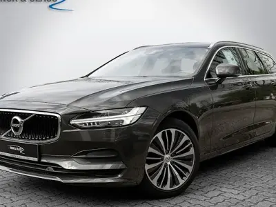 Usata Volvo V90 Momentum 197 CV (144 kW) 2020 Grigio Station wagon