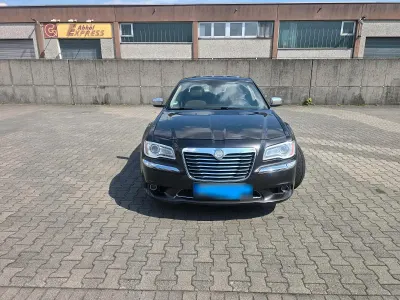 Usata Lancia Thema 240 CV (176 kW) 2012 Andere farben Berlina