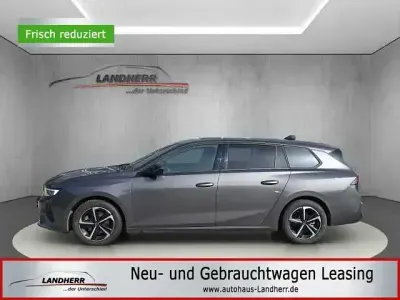 Gebraucht Opel Astra 131 PS (96 kW) 2025 Vulkan grau (metallic) Kombi