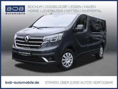 Usata Renault Trafic 150 CV (110 kW) 2023 Grigio Monovolume