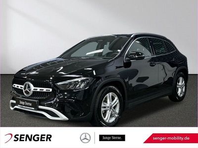 Gebraucht Mercedes GLA200 163 PS (119 kW) 2023 Schwarz SUV