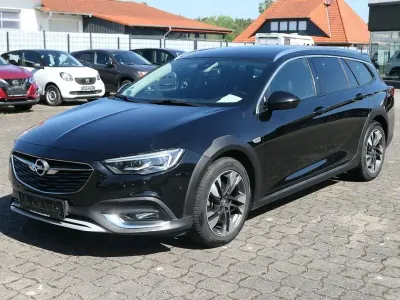 Gebraucht Opel Insignia Country Tourer 170 PS (125 kW) 2018 Schwarz Kombi