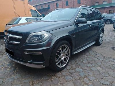 Second-hand Mercedes GL63 AMG AMG 557 CP (409 kW) 2015 Gri SUV