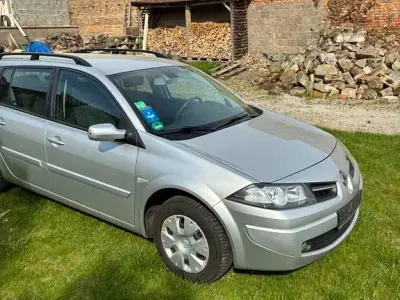 Brugt Renault Mégane III Avantage 111 HK (81 kW) 2009 Sølv Sedan