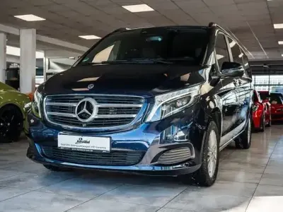 Używany Mercedes V250 Avantgarde 190 KM (139 kW) 2018 Niebieski Minivan