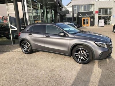 Mercedes GLA200