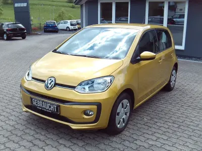 Używany VW up! Move 60 KM (44 kW) 2019 Żółty Hatchback