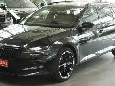 Gebraucht Skoda Superb SportLine 200 PS (147 kW) 2023 Schwarz Kombi