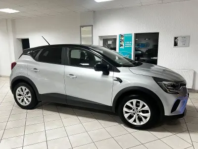 Gebraucht Renault Captur Zen 140 PS (102 kW) 2022 Schwarz SUV