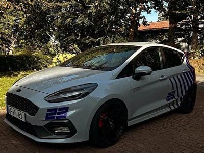 Silber Gebraucht 2019 Ford Fiesta Performance Edition Kleinwagen | 20.000 €