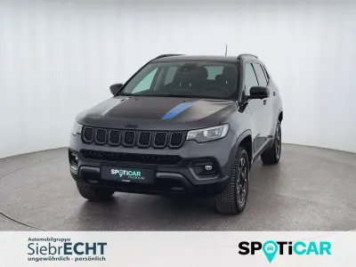Gebraucht Jeep Compass Trailhawk 241 PS (177 kW) 2022 Grau SUV