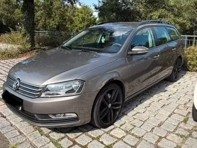 Gebraucht VW Passat Trendline 140 PS (102 kW) 2011 Braun Kombi