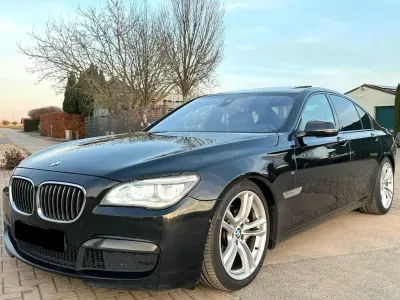 Gebraucht BMW 740 M Sport 313 PS (230 kW) 2013 Schwarz Limousine