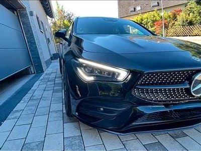 Schwarz Gebraucht 2019 Mercedes CLA250 Shooting Brake AMG Kombi | 29.000 € (Etwas zu teuer)