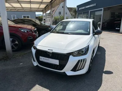 Gebraucht Peugeot 208 Active 75 PS (55 kW) 2024 Weiß Kleinwagen