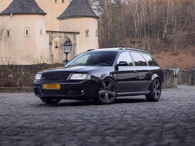 Second-hand Audi RS6 Sport 480 CP (353 kW) 2005 Negru Break