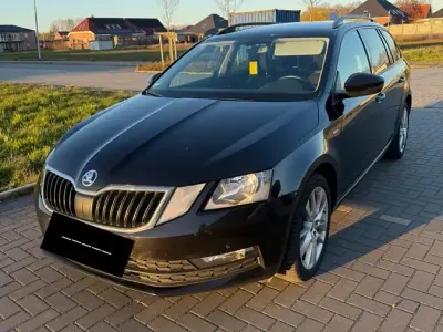 Gebraucht Skoda Octavia 115 PS (84 kW) 2019 Schwarz Kombi