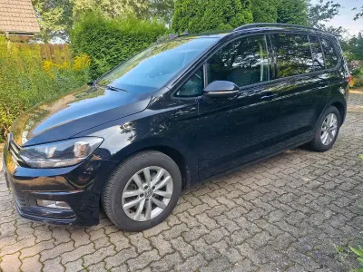 Gebraucht VW Touran 150 PS (110 kW) 2017 Schwarz Van / Kleinbus