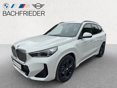 Gebraucht BMW iX1 M Sport 150 kW (204 PS) 2025 Weiß SUV