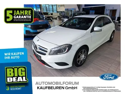 Gebraucht Mercedes A180 Style 122 PS (89 kW) 2013 Calcitweiss Limousine