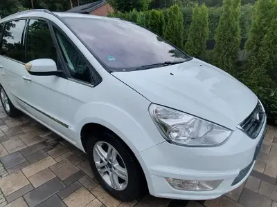 Gebraucht Ford Galaxy 145 PS (106 kW) 2010 Weiß Van / Kleinbus
