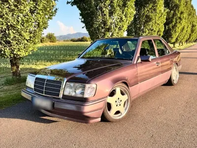 Gebraucht Mercedes E260 AMG 160 PS (117 kW) 1992 Andere farben Limousine